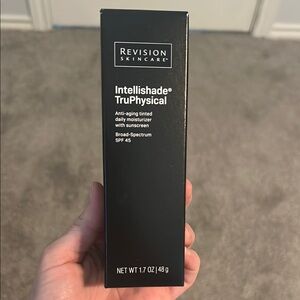 Intellishade tinted sunscreen by Revision